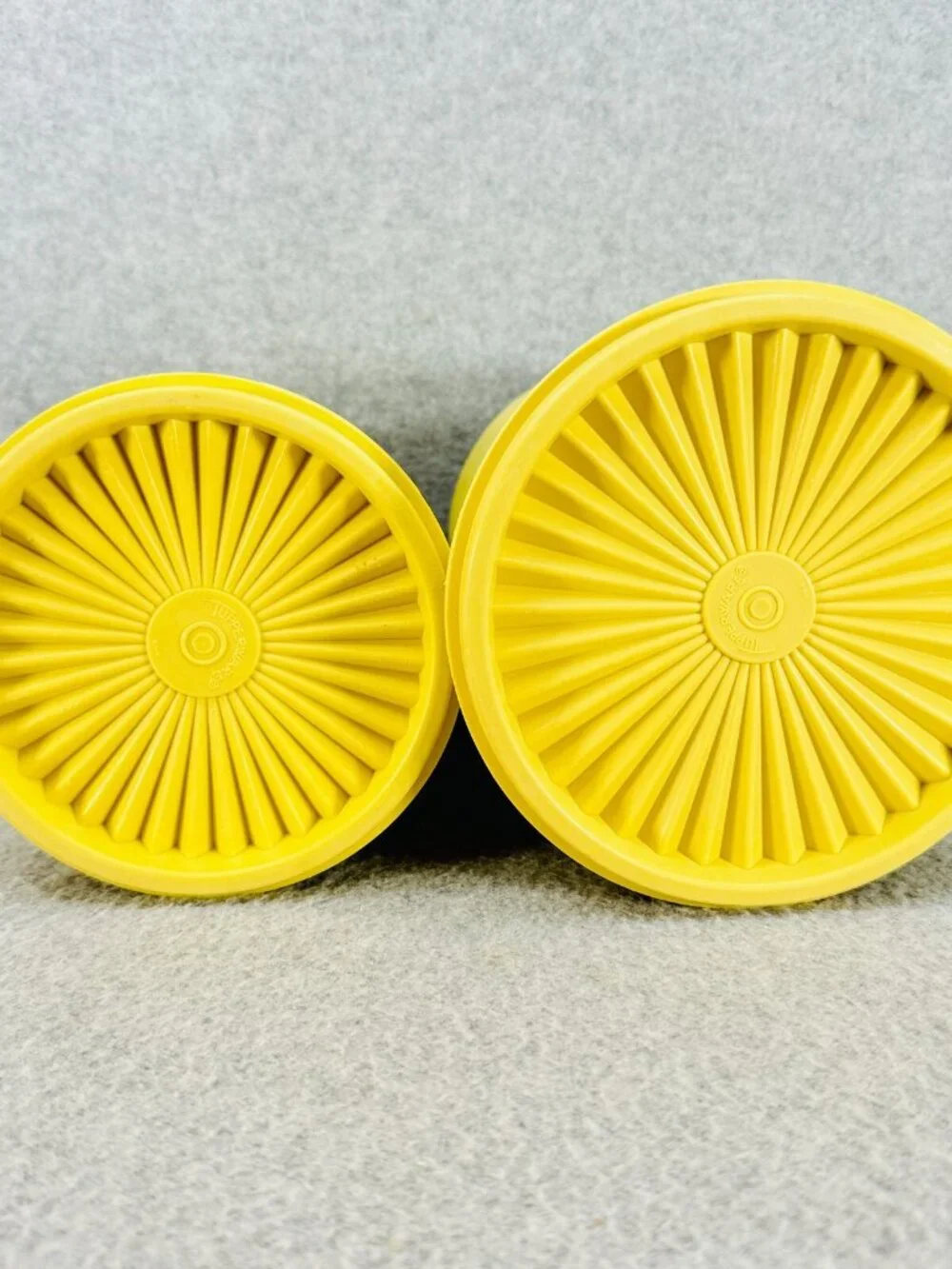 Tupperware Canisters w Lids Lot of 2 Vintage Yellow 811-4 809-6 Plastic Storage